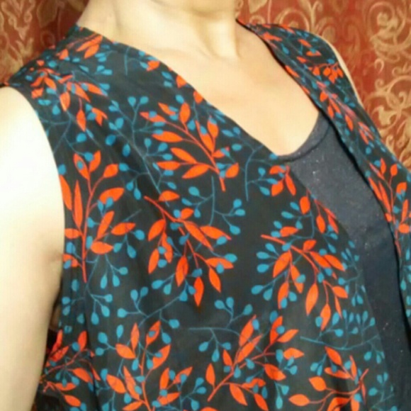 Lula Roe Cardigan - Picture 4 of 8